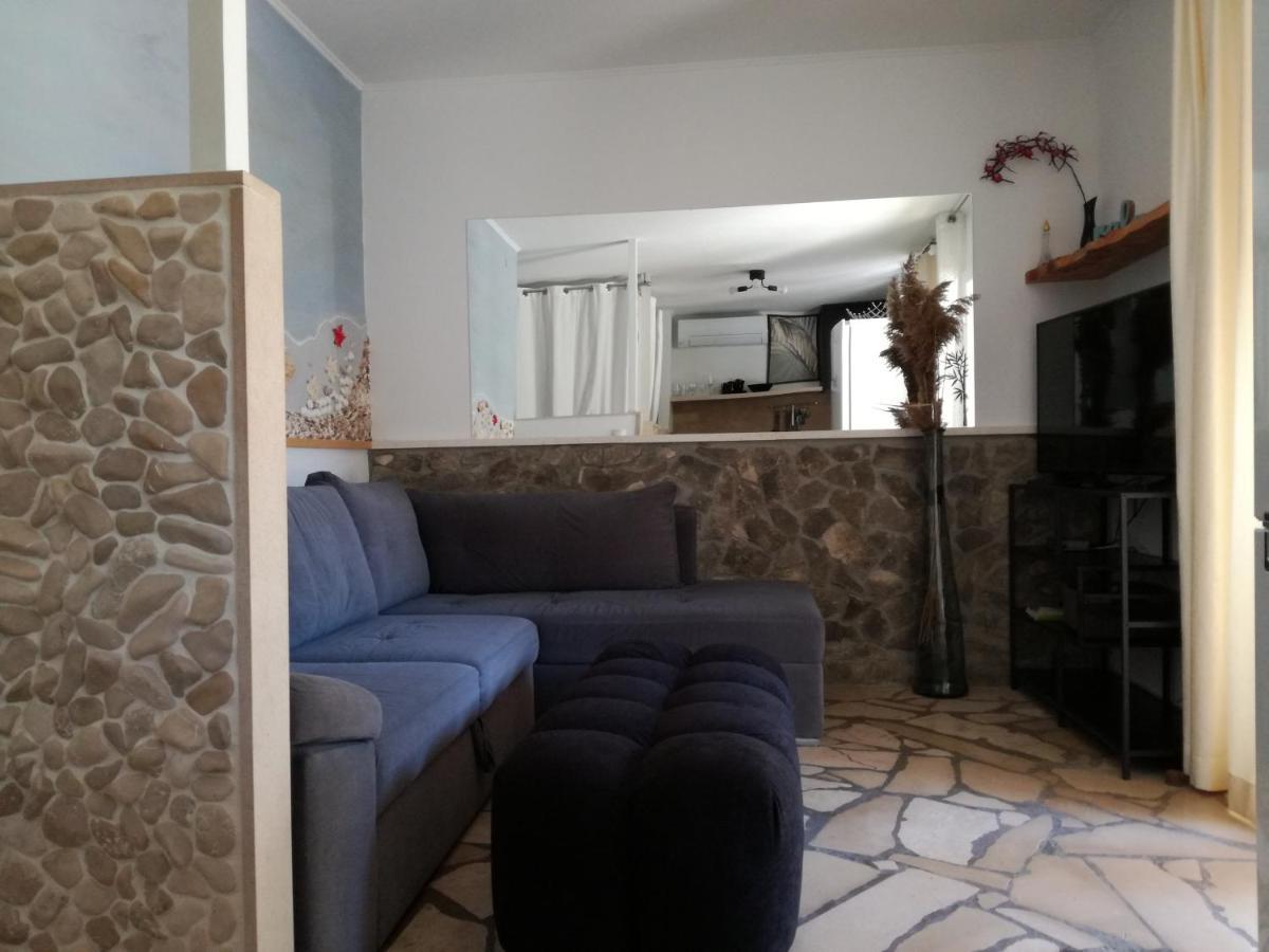 Relax Tiny Villas 40 Meters Of The Beach Zrnovo 外观 照片