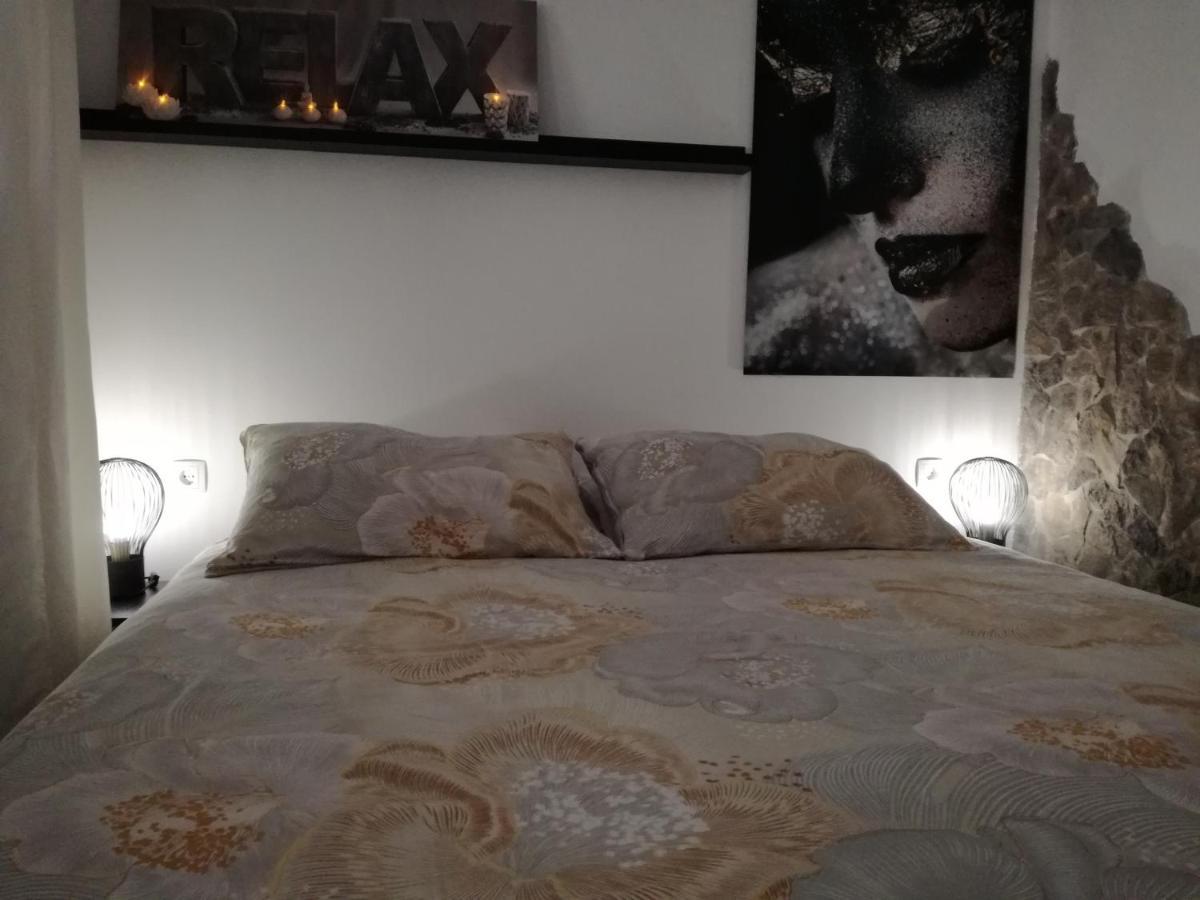 Relax Tiny Villas 40 Meters Of The Beach Zrnovo 外观 照片