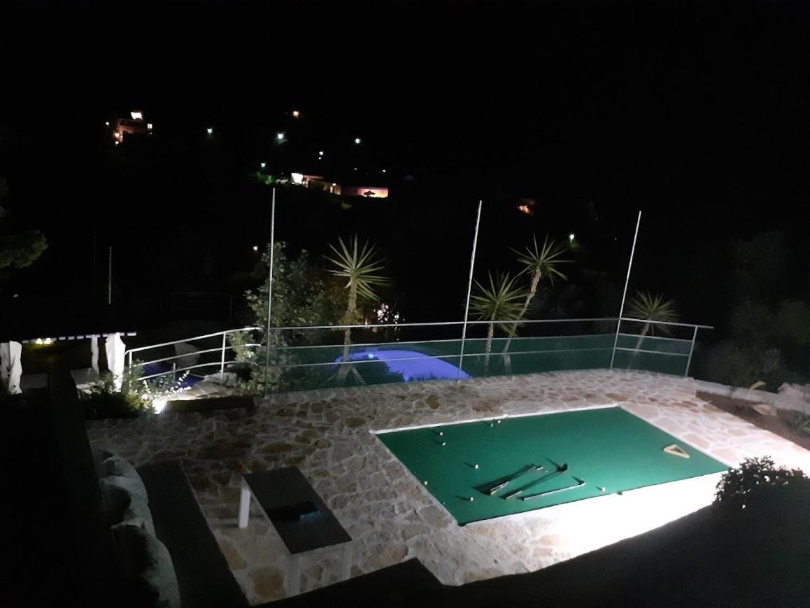 Relax Tiny Villas 40 Meters Of The Beach Zrnovo 外观 照片