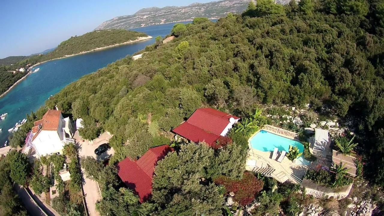 Relax Tiny Villas 40 Meters Of The Beach Zrnovo 外观 照片