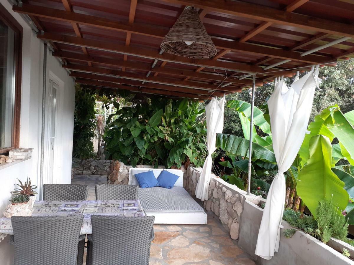 Relax Tiny Villas 40 Meters Of The Beach Zrnovo 外观 照片